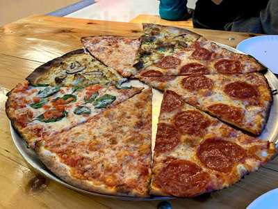 Double Dave's Pizzaworks