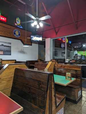 Double Dave's Pizzaworks