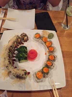 Pacific Rim Sushi & Yakitori Lounge