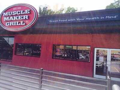 Muscle Maker Grill