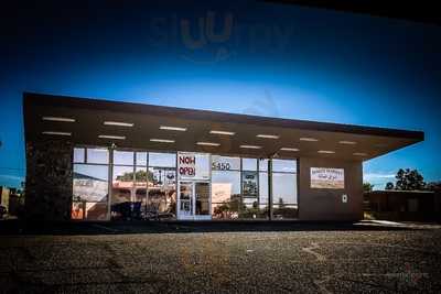 Family Market & Restaurant