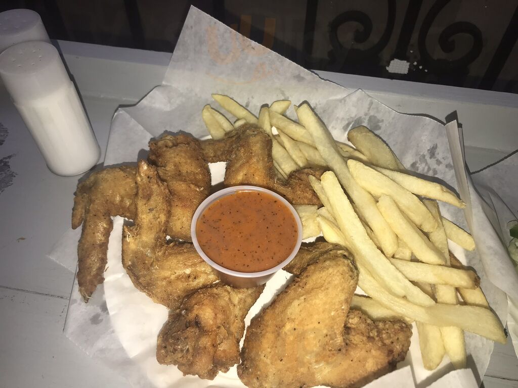 Charles Corner Pizza Deli