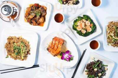 Harborview Restaurant & Bar