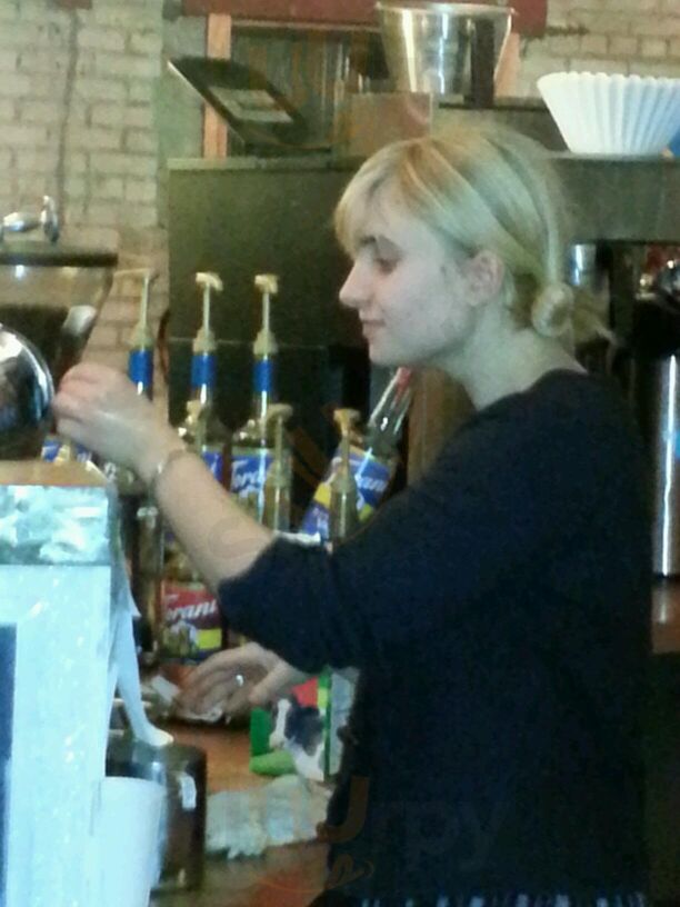 2nd Moon Coffee Cafe