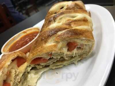 Rocco's Ny Pizza & Pasta On Da Strip