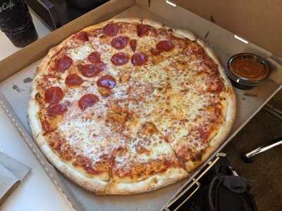 Rocco's Ny Pizza & Pasta On Da Strip