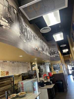 Rocco's Ny Pizza & Pasta On Da Strip