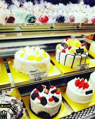 Mozart Bakery