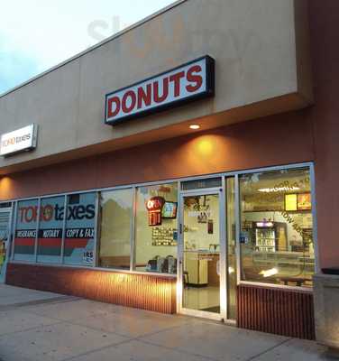 Marty's 47 Street Donuts