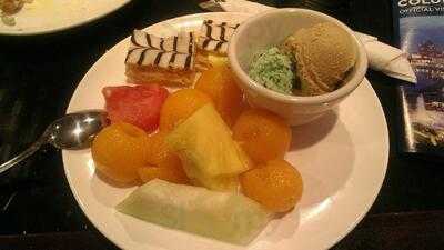 Koo Seafood Buffet & Grill