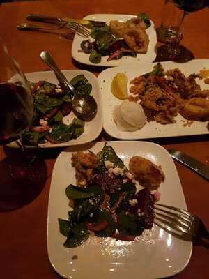 Mezes Wine Bar & Greek Kitchen