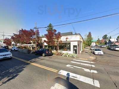 Maeploy Thai Cuisine