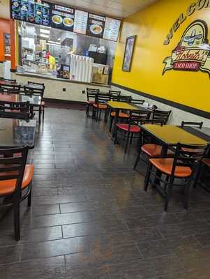 Roberto's Taco Shop