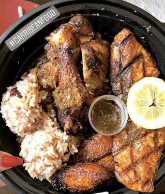 Crawfishaholic Seafood Restaurant