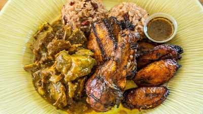 Crawfishaholic Seafood Restaurant