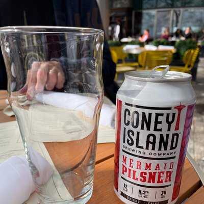 P.j. Clarke's On The Hudson