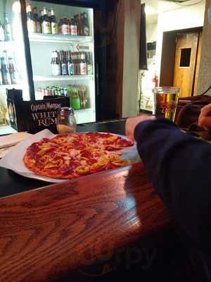 Black Horse Bar & Grill