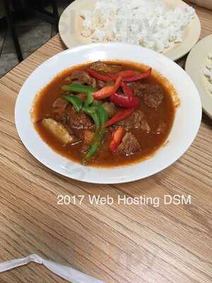 Lily's Philippine Bakery And Restaurant