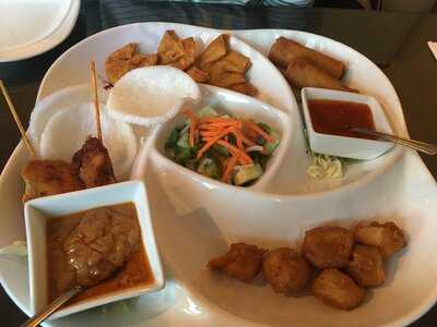 Thai Lily Restaurant