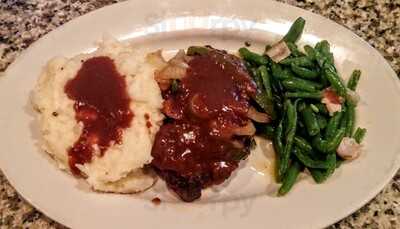 Big Easy Bar Grill & Billiards