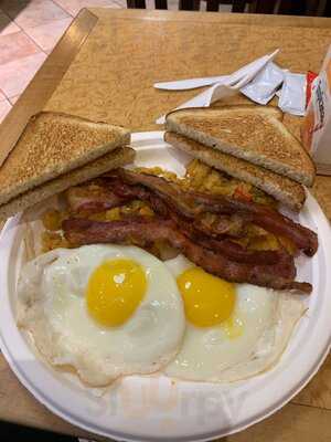 Dunhill Cafe & Caterers