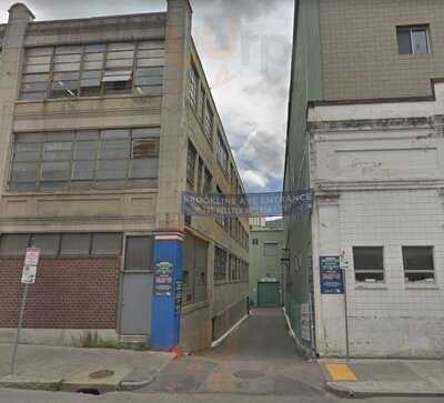 The Bullpen Kitchen + Tap