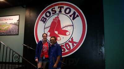 The Bullpen Kitchen + Tap