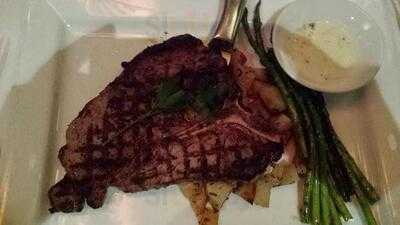 Capri Blu Italian Bistro & Wine Bar