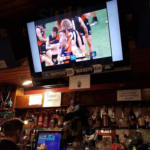 Kezar Bar & Restaurant