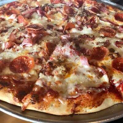 Wing'n It Pizza Grill & Bar