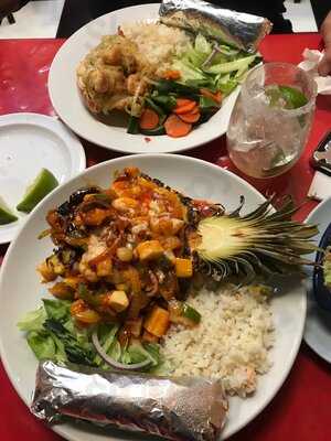 Mariscos Playa Escondida