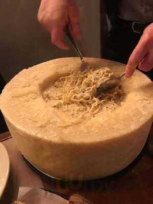 Cacio E Vino