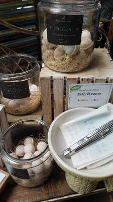 Seasons Cafe & Bakery