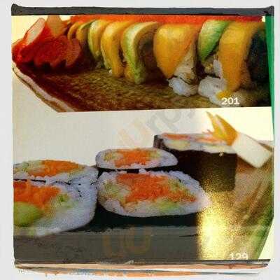 Osaka Sush & Fresh Fruit Smoothies