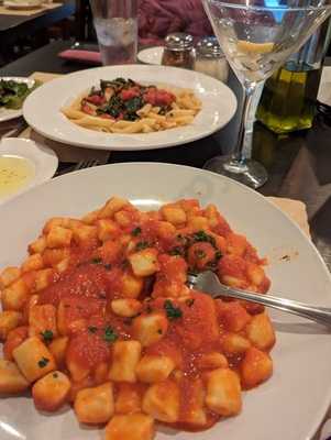 Maria's Ristorante On Summit