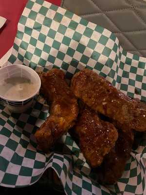 Three Palms Bar & Grill