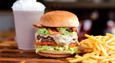 Built Custom Burgers