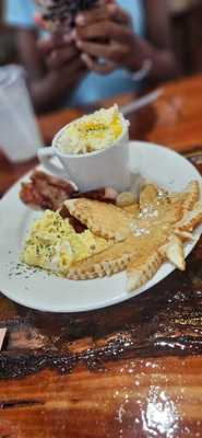 Bourbon & Bailey's Bbq