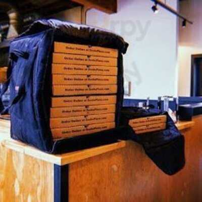 Zeeks Pizza