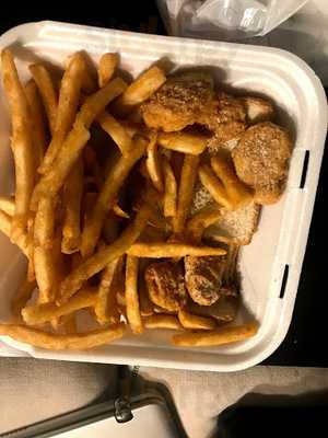 Walid's Fish And Chicken