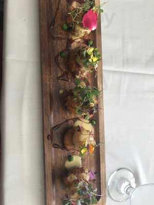 Ada's Restaurant & Bar