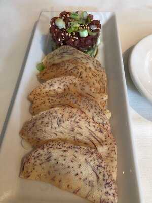 Ada's Restaurant & Bar