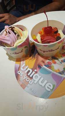 Yogurtland