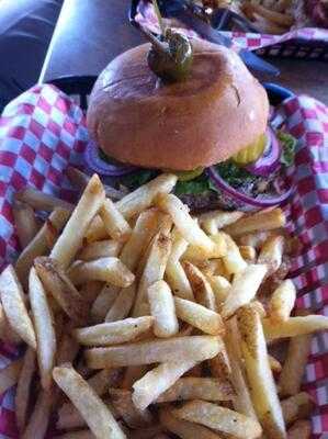 Billie Jean's Burger Pub