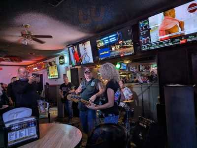 Mr D's Sportsbar & Grill