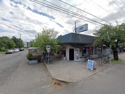 Leisure Public House