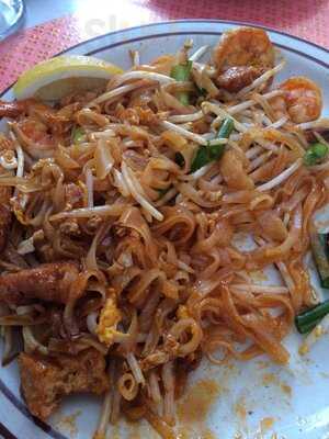 Ploy Ii Thai Cuisine