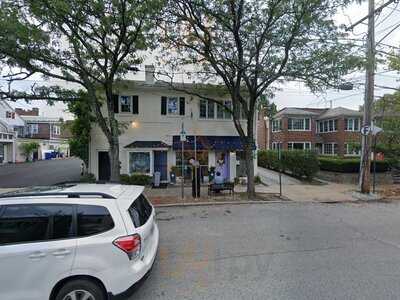 Chill On The Hill Frozen Yogurt