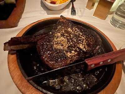 Perry's Steakhouse & Grille- Domain