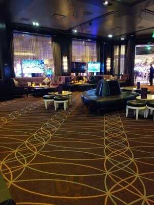 Lily Bar & Lounge At The Bellagio Hotel